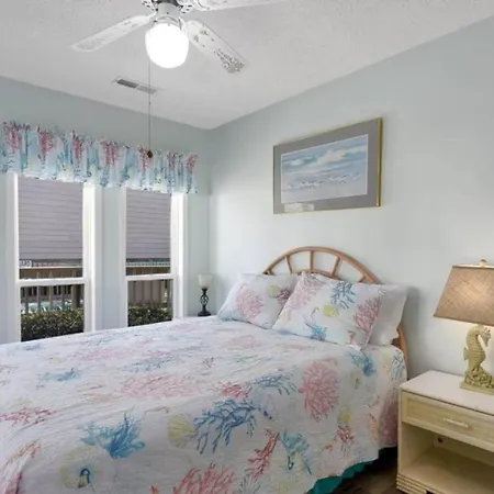 Luxxury In With Pool Holiday home