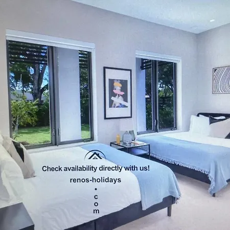 Holiday home Luxxury In With Pool *